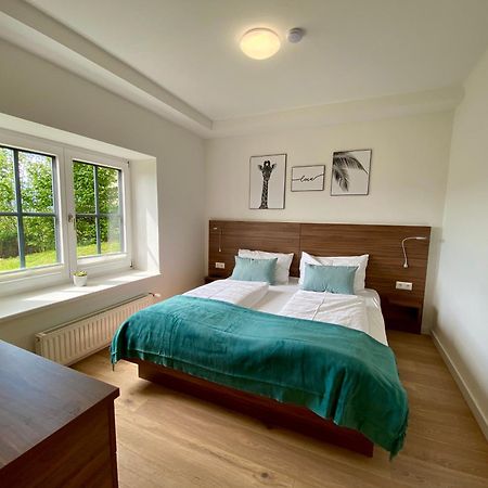 Haus Aussicht - Ferienwohnungen Velden Velden am Wörthersee Kamer foto
