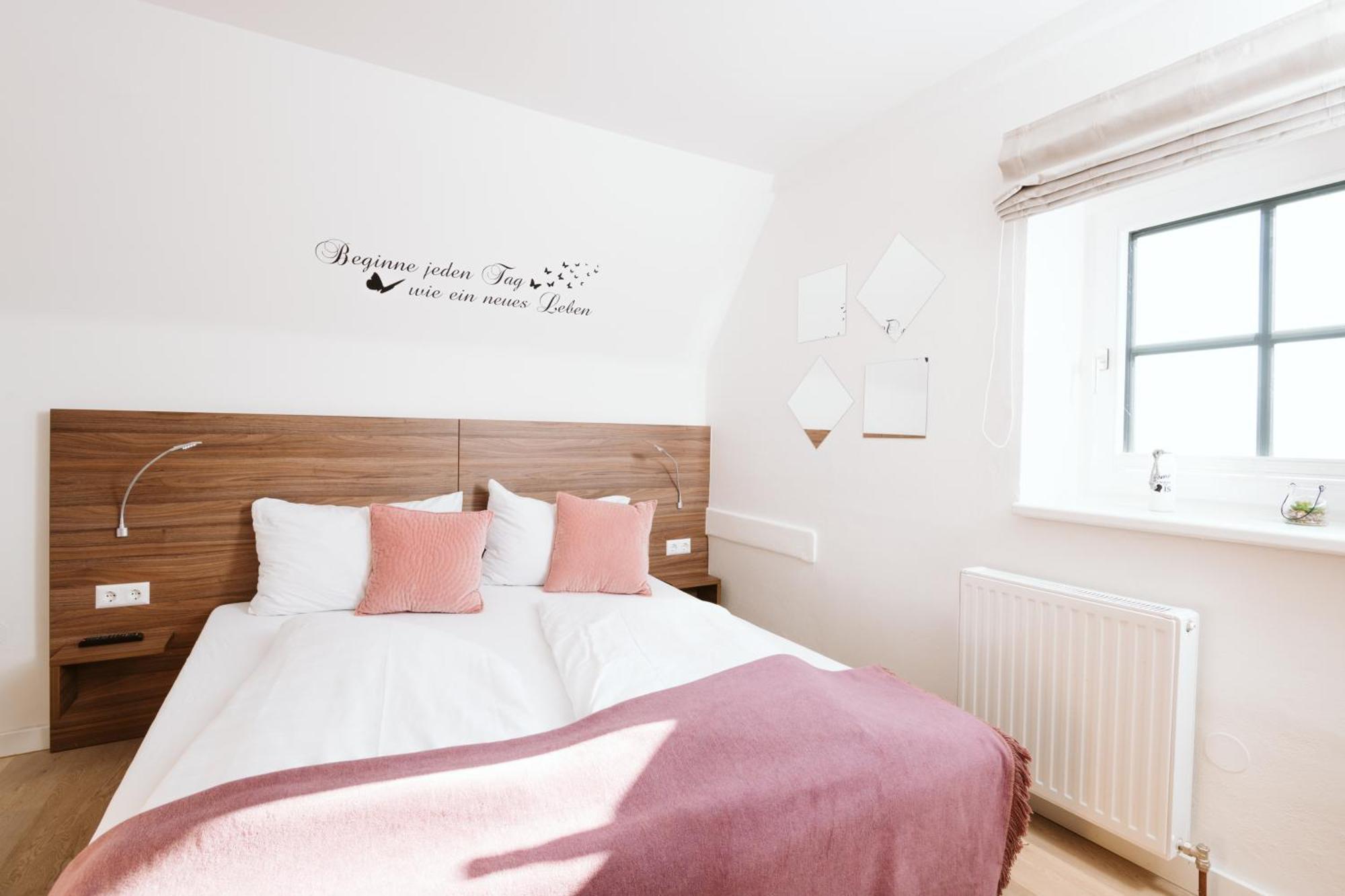 Haus Aussicht - Ferienwohnungen Velden Velden am Wörthersee Kamer foto