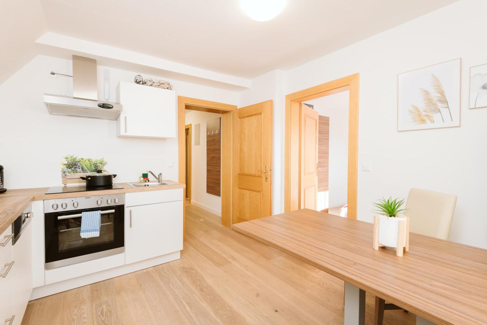 Haus Aussicht - Ferienwohnungen Velden Velden am Wörthersee Kamer foto